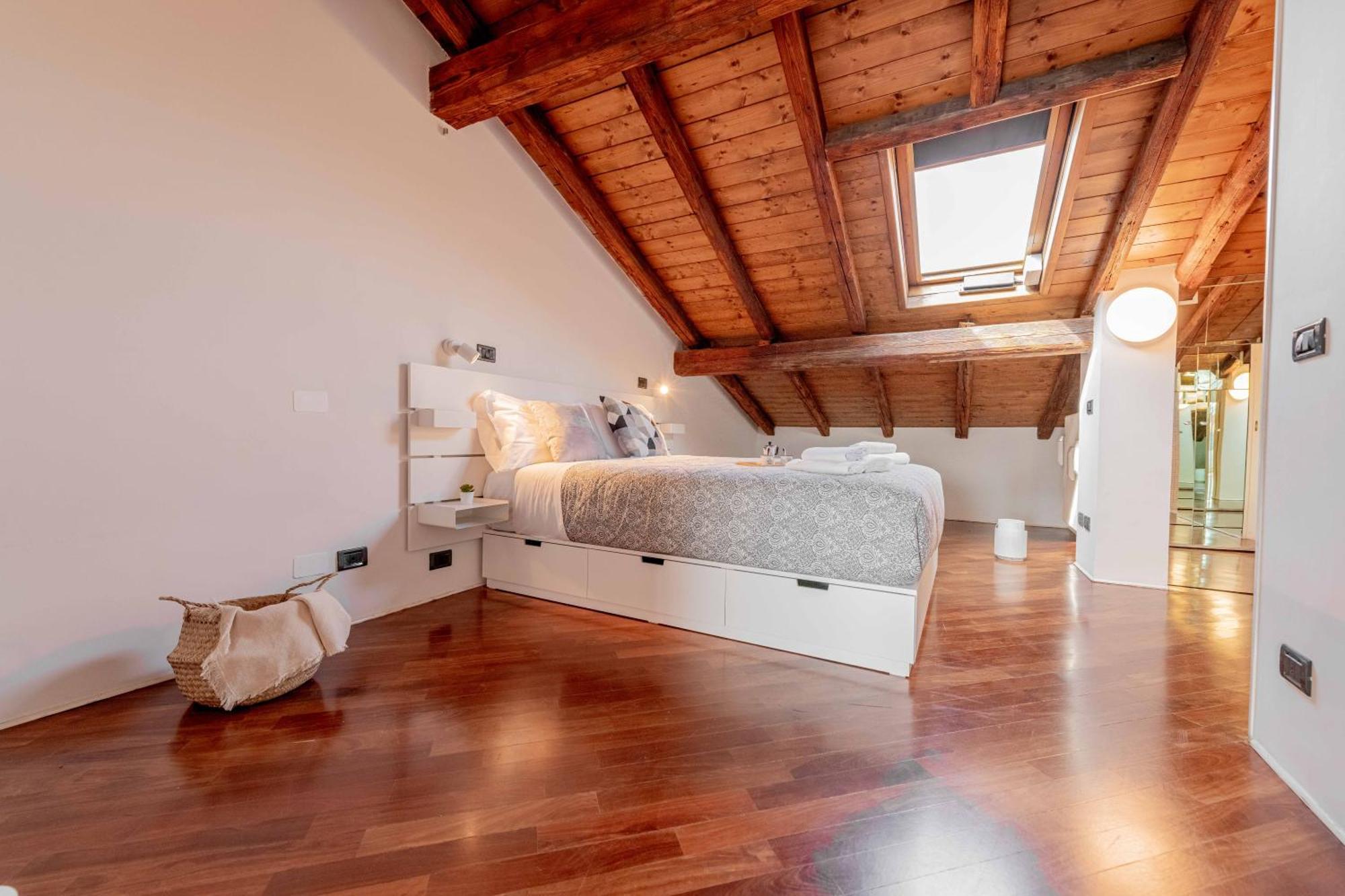 Realkasa Attico Indipendenza Apartment โบโลญญา ภายนอก รูปภาพ